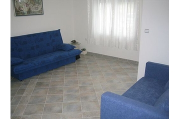 Kroatien Privát Slatine, Exterieur
